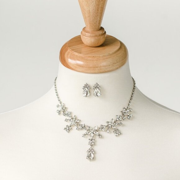 Crystal Bridal Necklace & Earring Set, Silver Floral design - Picture 1 of 5